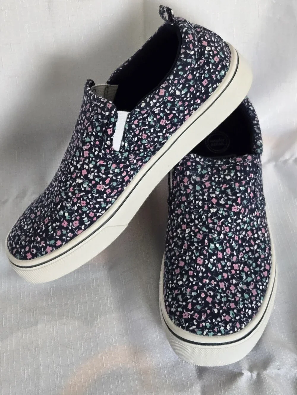 Wonder Nation Girls' 6 Navy Floral Slip-On Sneakers with Pink and Mint Accents